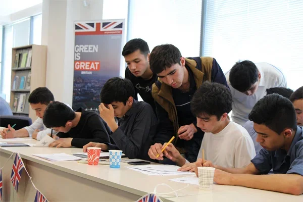National Library of Uzbekistan hosts “Day of England”