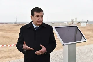 Президент ознакомился с новыми проектами Шуртанского газохимического комплекса