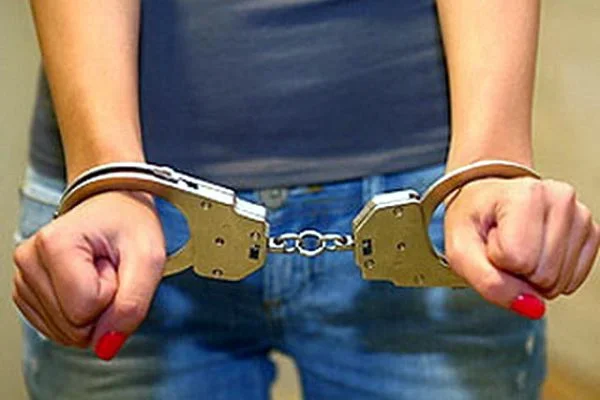 За кражу задержана 22-летняя жительница Зааминского района