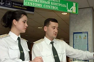 Ўзбекистон электрон тижорат учун янги божхона ставкаларини жорий этмоқда