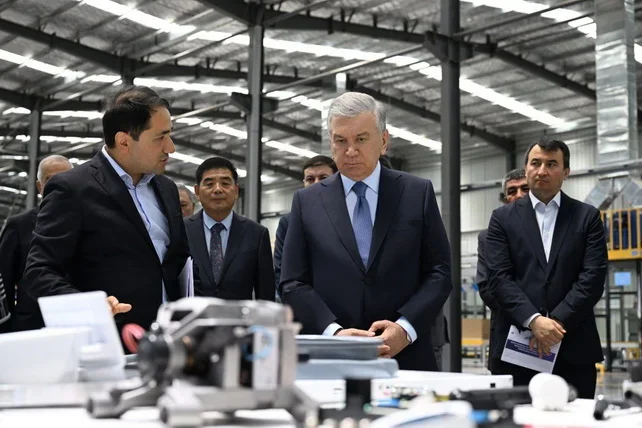 President Reviews Progress of Projects at Zaamin Technopark