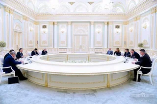 Президент Узбекистана принял делегацию США