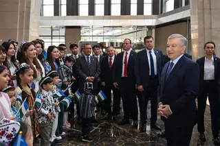 Мирзиёев встретился с соотечественниками в Анкаре