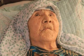 O‘zbekiston tarixida birinchi marta farg‘onalik 130 yoshli momoning tug‘ilganlik fakti belgilandi
