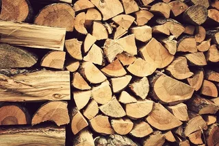US lumber prices drop: A warning bell for the economy?