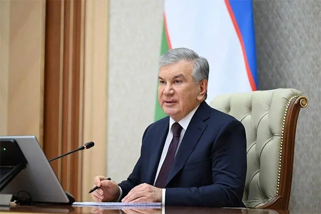 Mirziyoyev turizm va transport infratuzilmasi qurilishi loyihalarini ko'rib chiqdi