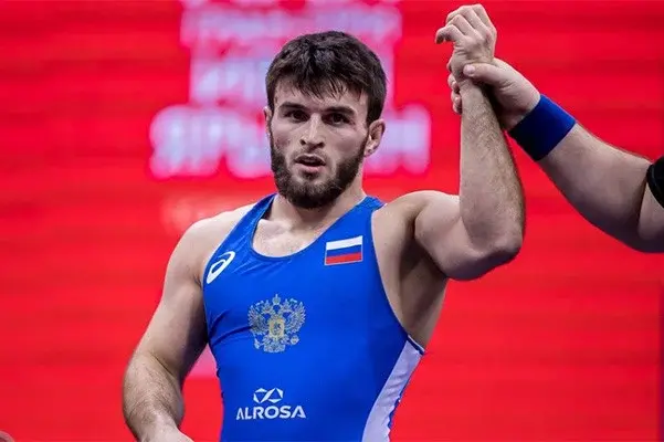 Борец Разамбек Жамалов решил выступать за сборную Узбекистана