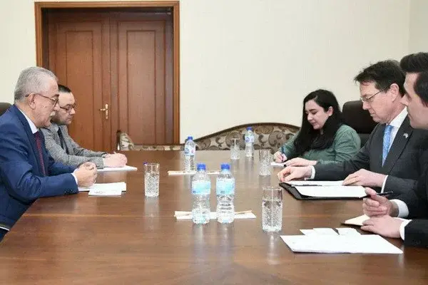Ismatulla Irgashev meets with the UK Ambassador