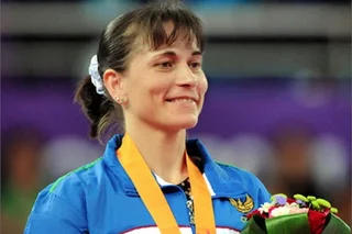 Oksana Chusovitina wins a silver medal at the World Cup in Melbourne