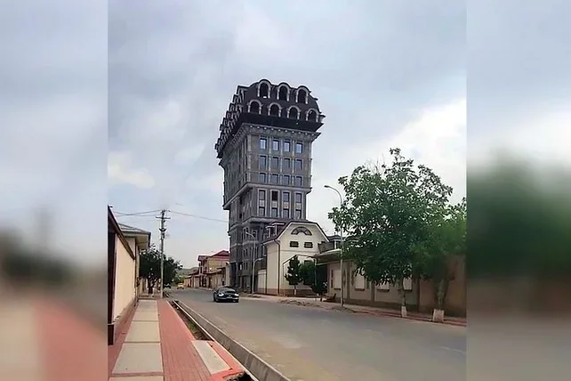 В Самарканде начался снос 12-этажного здания, построенного местным жителем за собственные средства