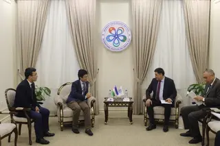 A meeting with the President of the Institute for Democracy and Economics of Malaysia takes place at MICA
