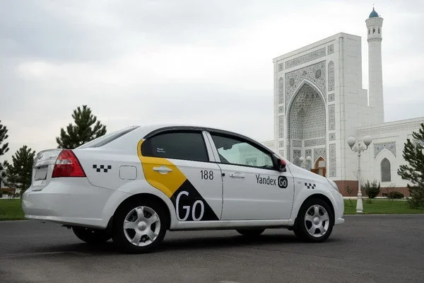 Yandex Go starts to accept payments with use of banking cards in Tashkent