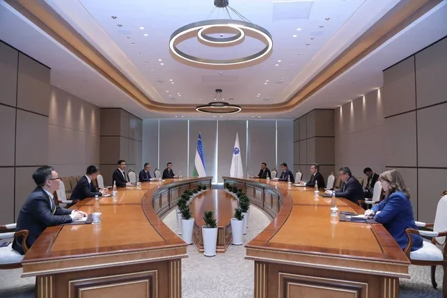 Uzbekistan and ZTE Discuss Data Center Development