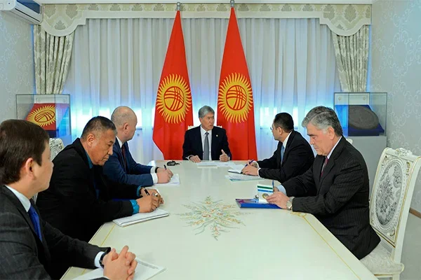 Adham Ikramov meets with Kyrgyz President