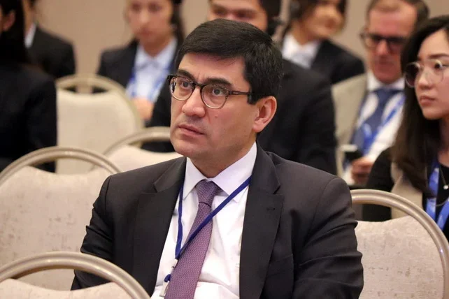 «Ипак Йули Банк» назначил нового председателя правления