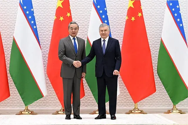 O‘zbekiston Prezidenti Xitoy tashqi ishlar vazirini qabul qildi