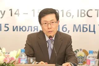 Ахборот технологиялари вазирлигида NIPA президенти билан учрашув бўлиб ўтди