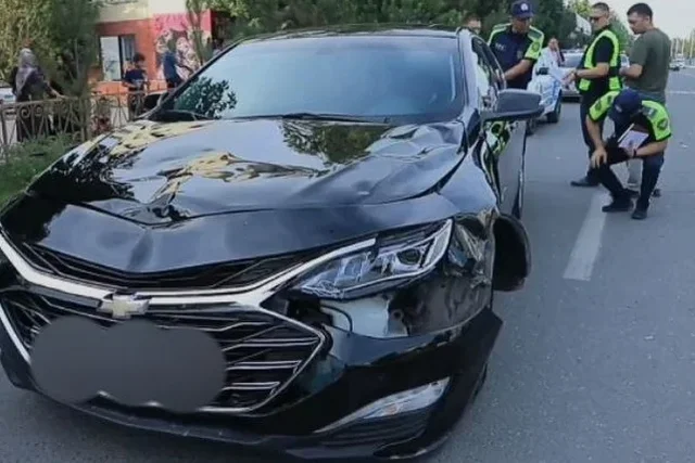 Teen Driver Hits Three Schoolgirls in Kokand