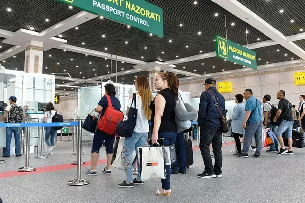 How many citizens of the Republic of Uzbekistan have left it for tourism purposes?