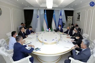 The Minister of ICT holds a meeting with a member of the House of the Parliament of Japan