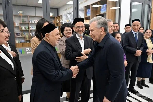 Prezident «Xushnud» mahallasidagi o‘zgarishlar bilan tanishdi