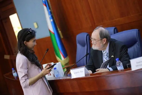 WIUT and EFI hosts event for promotion of the “Common Sense Economics” book