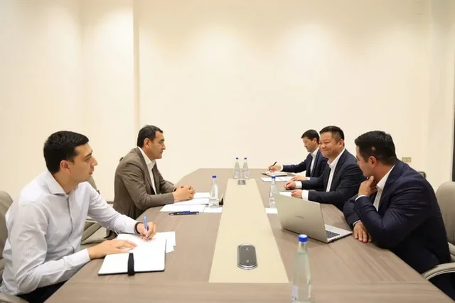 Ferghana Region discusses projects with Fly Sky Technology