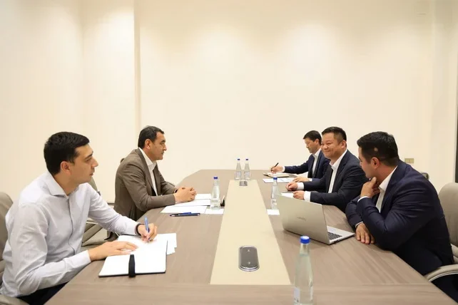 Ferghana Region discusses projects with Fly Sky Technology