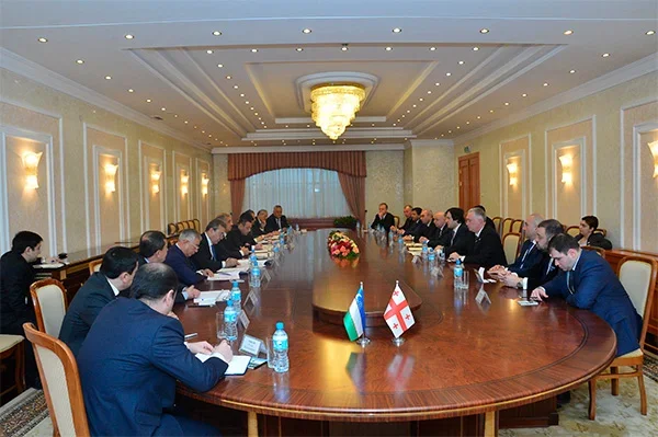 Delegation of Georgia hold talks at Uzbek parliament