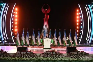 Uzbek President visits Youth Festival