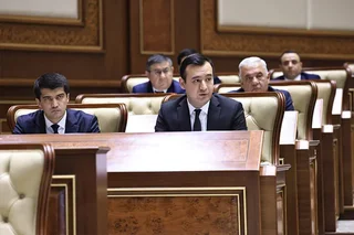 Uzbekistan Senate Passes New Insurance and E-commerce Law