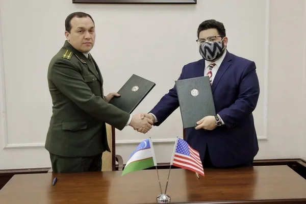 США предоставили новое оборудование для укрепления потенциала ГТК Узбекистана в борьбе с контрабандой ядерных материалов