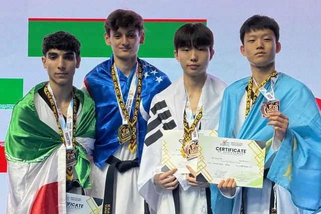 Спортсмен из Узбекистана признан лучшим участником молодежного чемпионата Азии по таэквондо