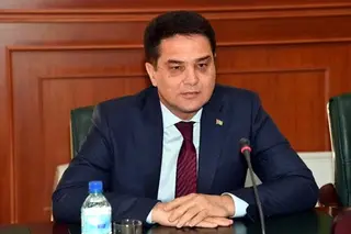 Turkmen experts stress the importance of developing transport infrastructure and diversifying transit corridors in the region