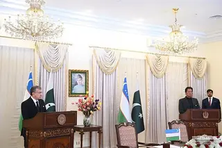 President of Uzbekistan and Prime Minister of Pakistan hold a briefing for media representatives
