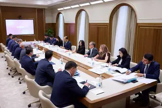 Саида Мирзиёева устувор йўналишлар ва йирик лойиҳаларни муҳокама қилди