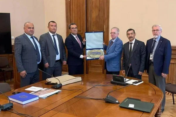 The first exhibition of the Hermitage to be held in Bukhara