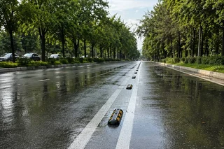 В Ташкенте автобусные полосы начали отделять делиниаторами