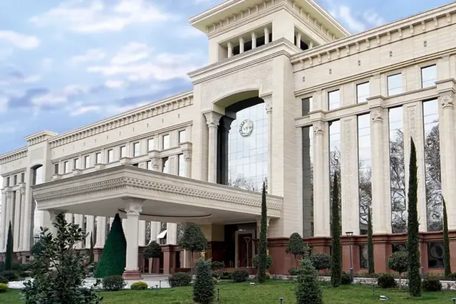 Сенат Узбекистана проведет пленарное заседание 10 сентября