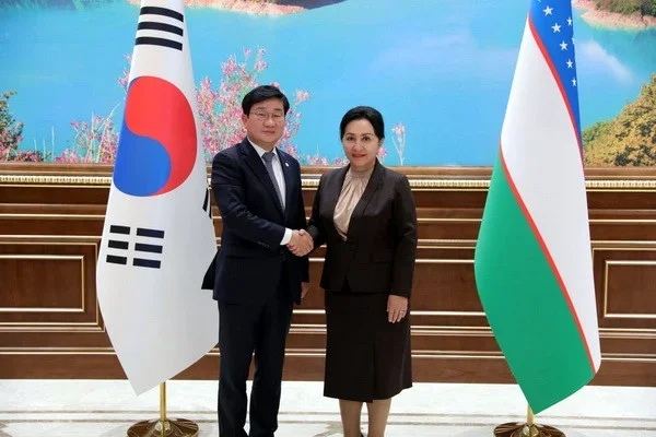 Issues of cooperation between Uzbekistan and Korea in the fields of ecology, environmental protection, labor and employment were discussed