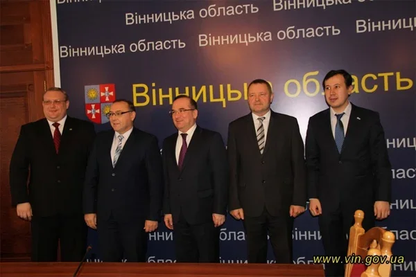 Посол Узбекистана посетил Винницкую область Украины