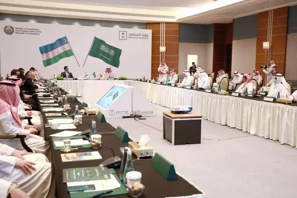 Round table with Saudi businessmen takes place in Riyadh