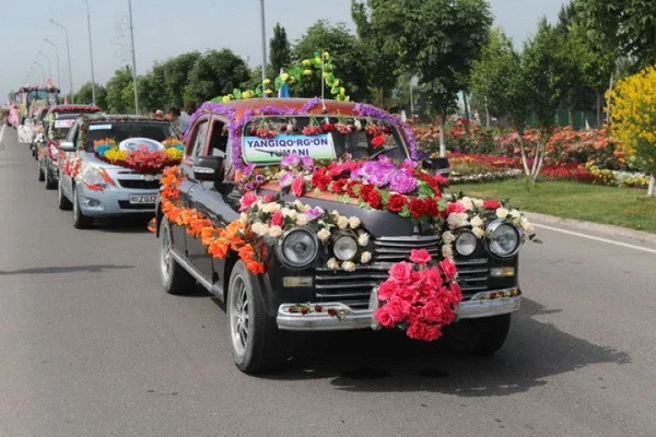 The 62nd International Flower Festival starts in Namangan
