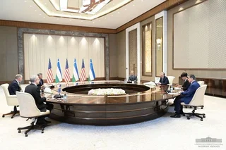 Shavkat Mirziyoyev receives US congressmen