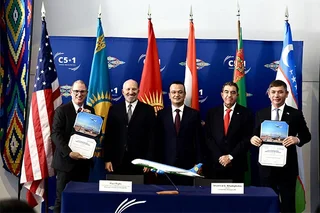 Uzbekistan Airways увеличивает заказ Boeing до 22 лайнеров Dreamliner