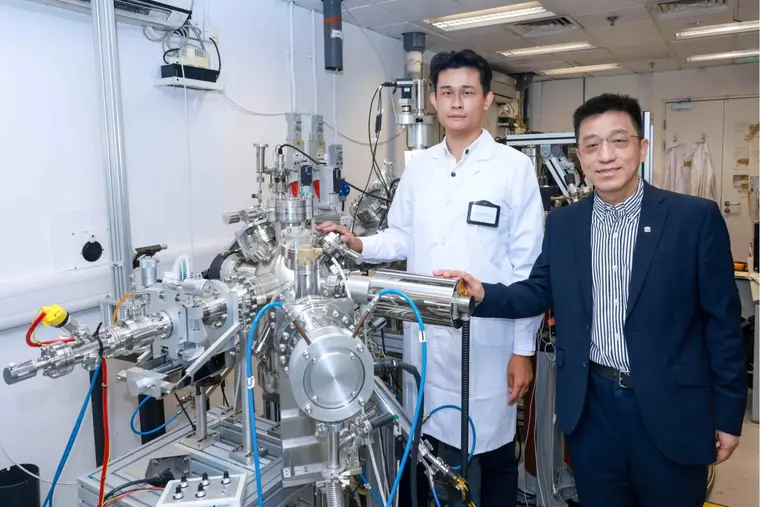 PolyU develops quantum-tunnelling field-effect transistor to overcome barriers to integrated-circuit chip development