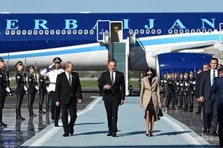 Ilham Aliyev arrives in Samarkand