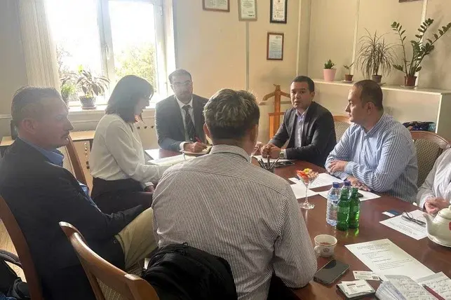 Ўзбекистон Германиянинг Hohenstein компанияси билан тўқимачилик маҳсулотлари сифати ва хавфсизлигини ошириш масалаларини муҳокама қилди