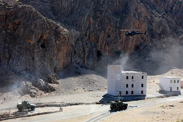 Uzbekistan and Kazakhstan holds joint military exercises
