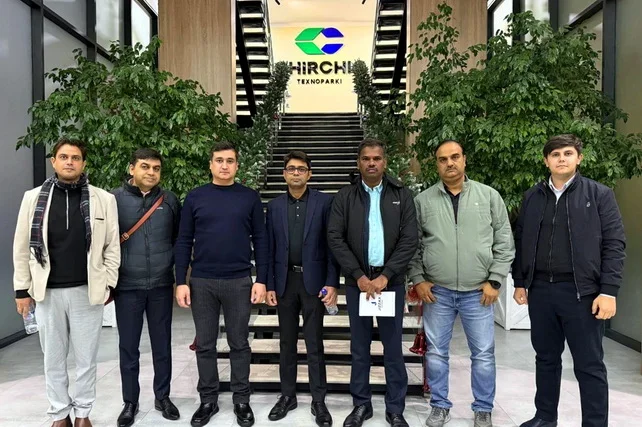 PURFLUX GROUP vakillari Chirchiq va Jizzax kimyo-sanoat texnologiyalari parklariga tashrif buyurishdi